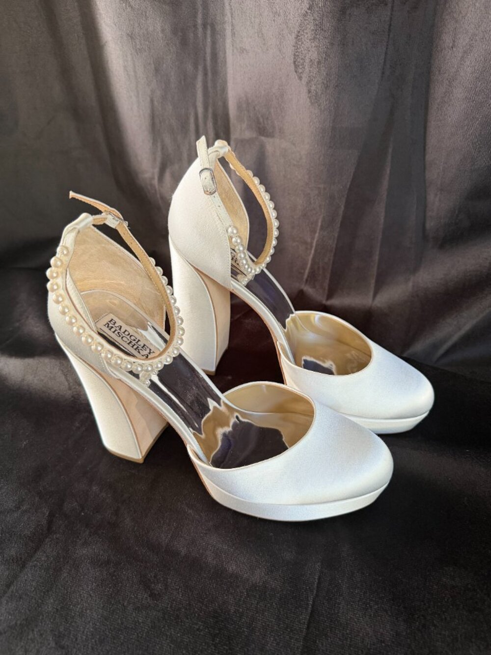 Badgley Mischka Women's Felixa 11 M Wedding Platform Pearl-Satin Pumps - Picture 5 of 10